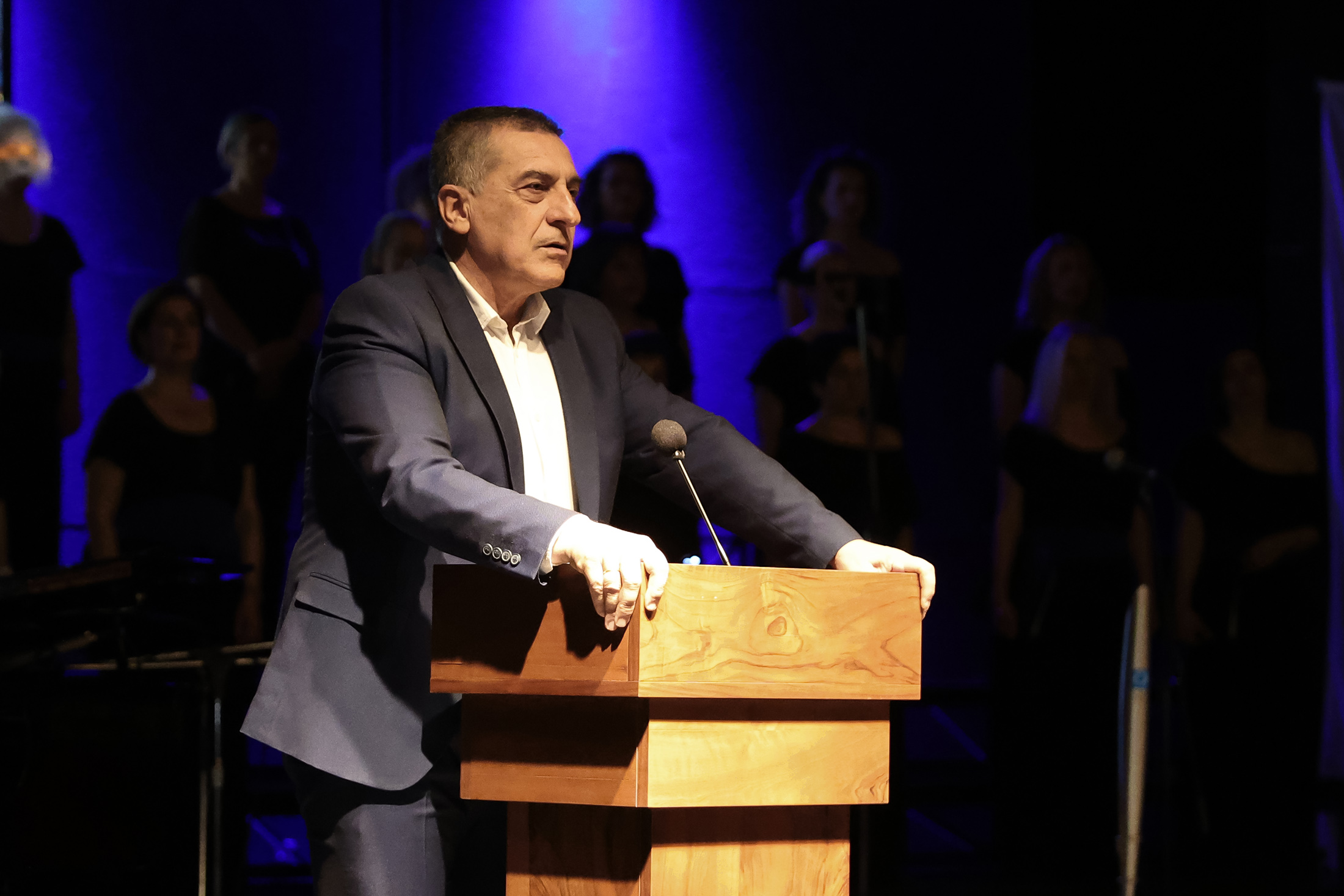 Όταν οι φιέστες τρέχουν πιο γρήγορα από τα έργα