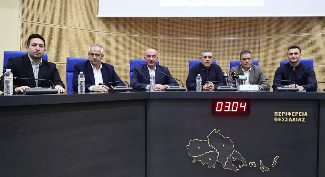 Κολυμβητική επανάσταση στα λόγια  —  βουτιά στο μηδέν, στην πράξη