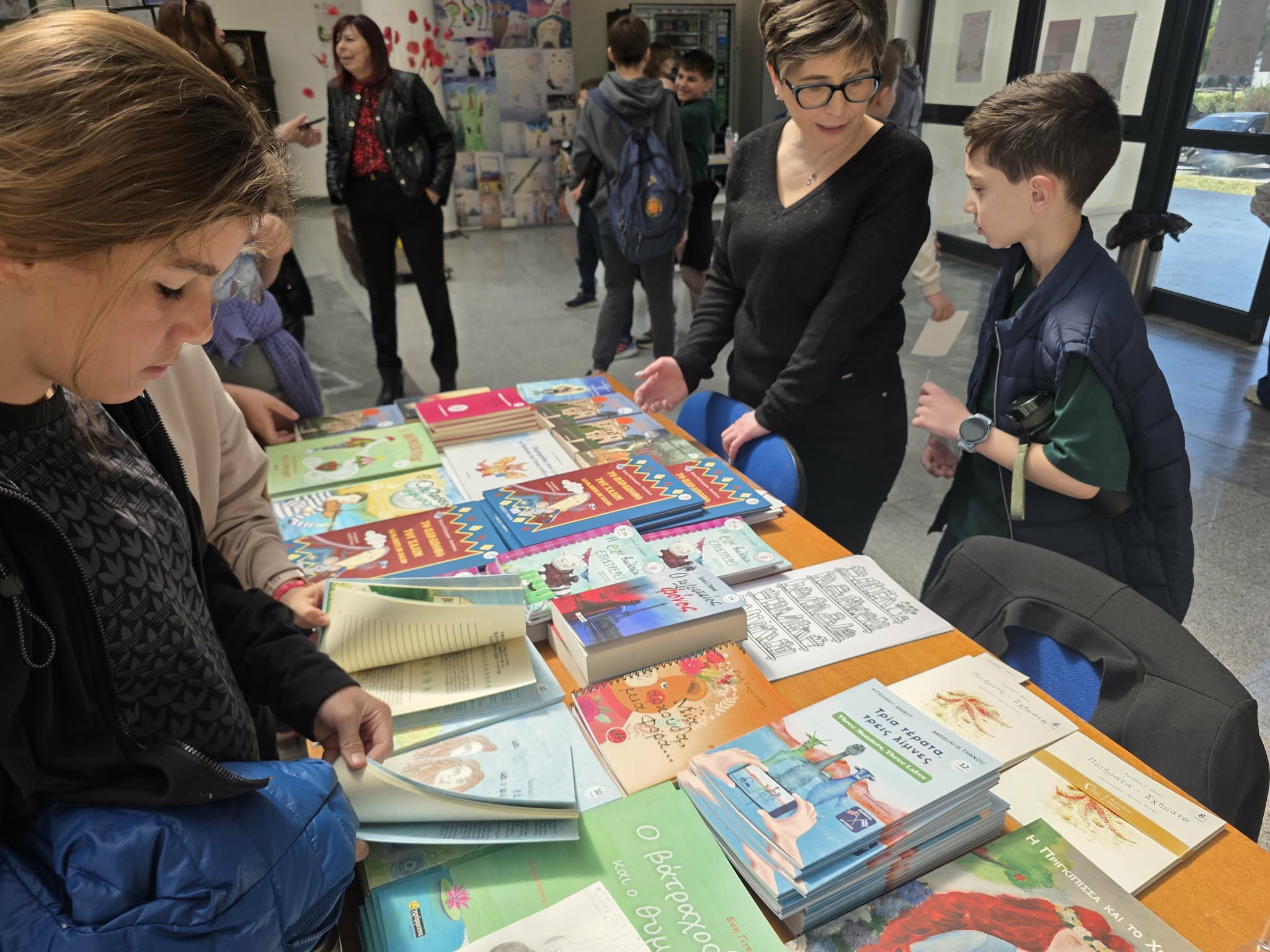 Βόλος: Γέμισε παιδικές