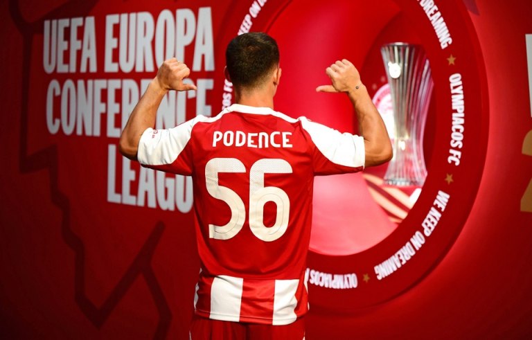 Με Ποντένσε και Ταρέμι η