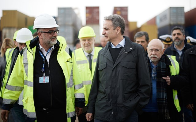 Κ. Μητσοτάκης: Η κατασκευή του 6ου προβλήτα θα αναβαμθίσει το λιμάνι της Θεσσαλονίκης ώστε να μετατραπεί σε διαμετακομιστικό κόμβο