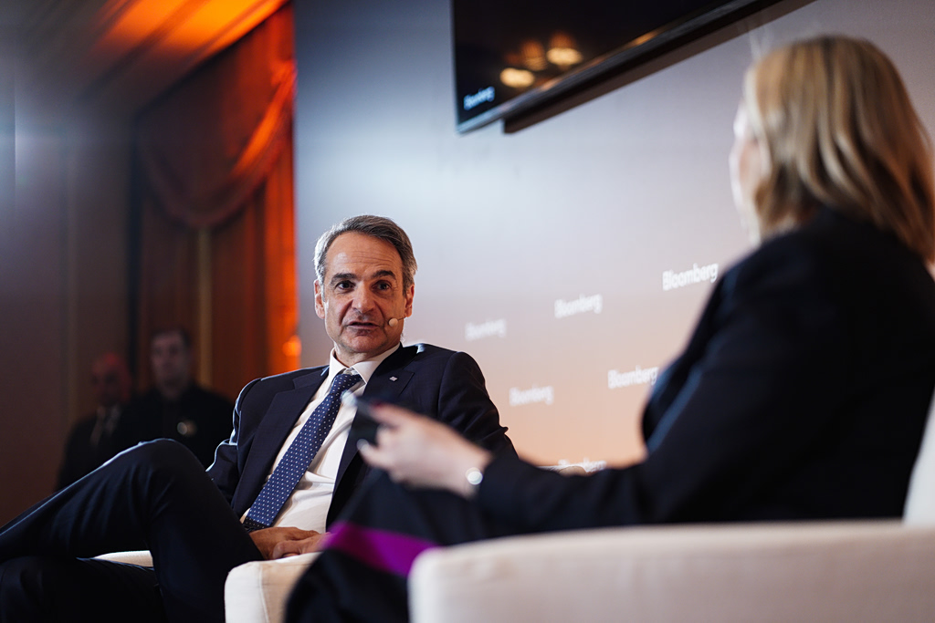 Τι επιδιώκει ο Πρωθυπουργός από τη Σύνοδο Κορυφής για το ενεργειακό κόστος  Παράθυρο για μείωση του ΕΦΚ στα καύσιμα