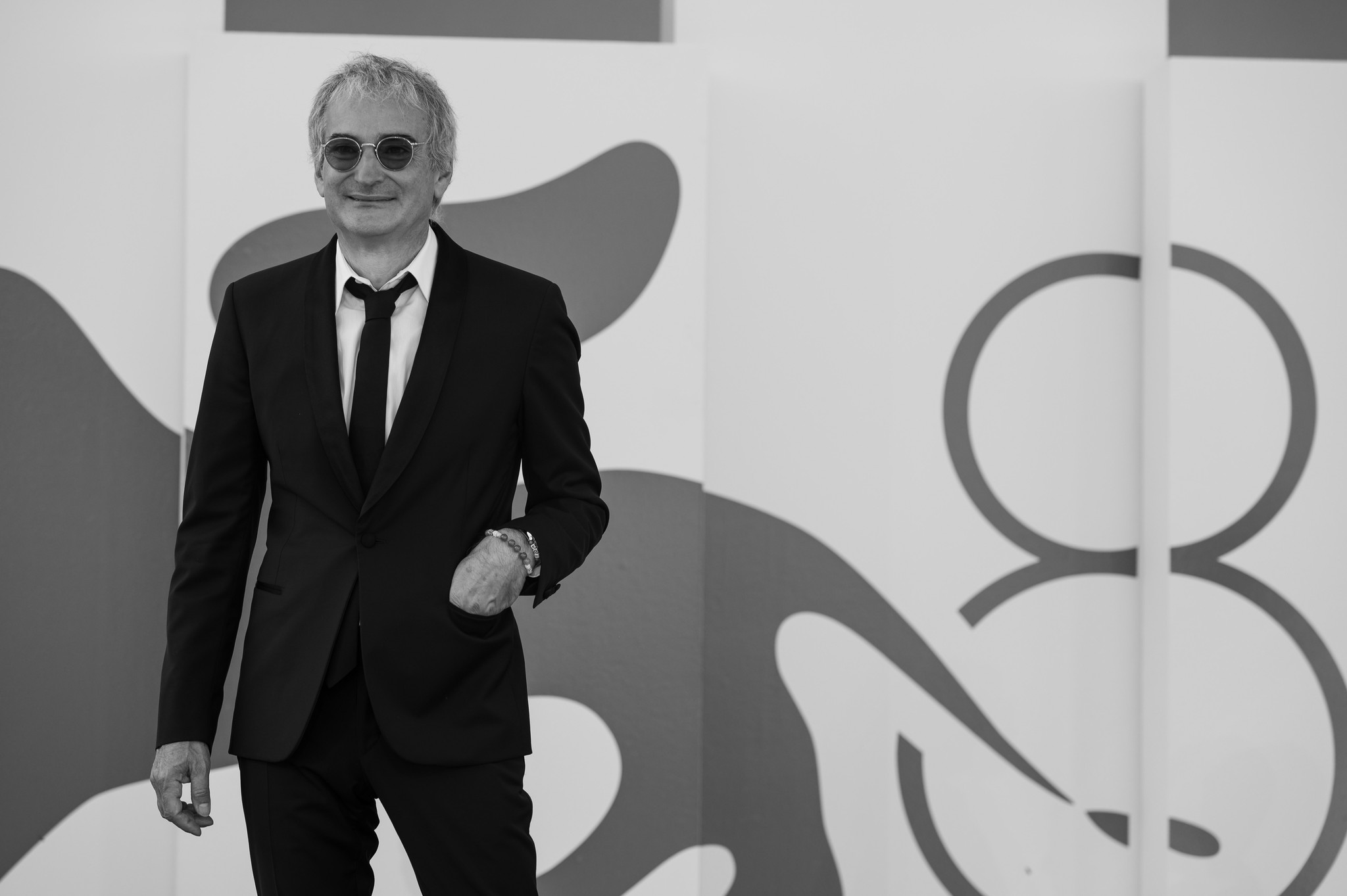 Ο Μάγος του Κρεμλίνου: Η νέα σκηνοθετική δουλειά του Ολιβιέ Ασαγιάς