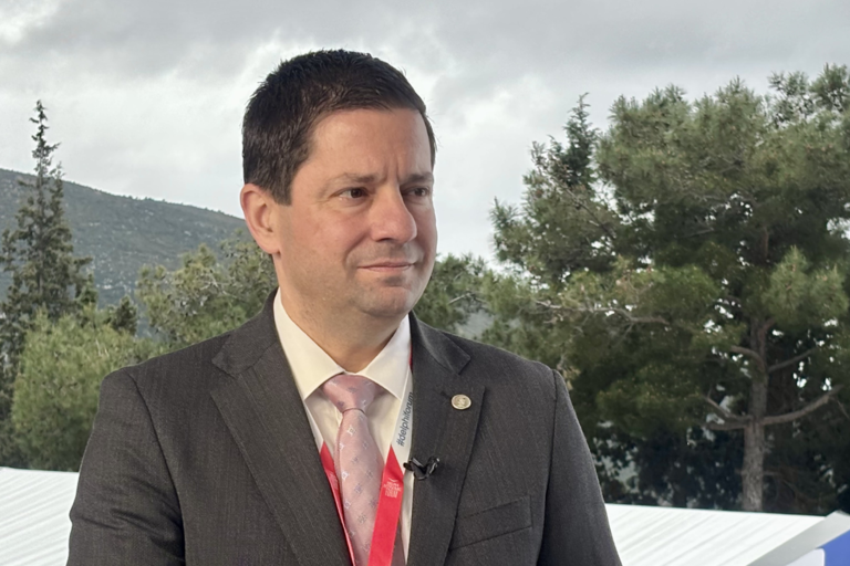 OT DELPHI ECONOMIC FORUM Σιάσος (ΕΚΠΑ):