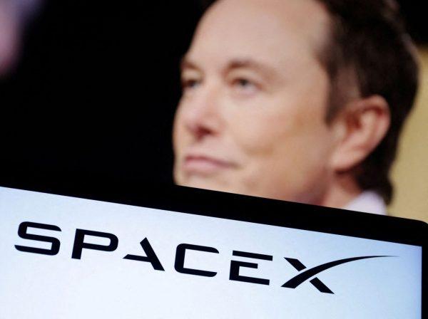 SpaceX: Η διαστημική εταιρεία του Μασκ εξετάζει το ενδεχόμενο εισαγωγής στον Nasdaq