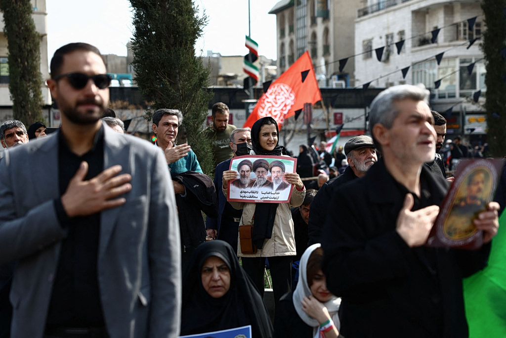 WSJ: Ντοκουμέντα διείσδυσης της Μοσάντ στο Ιράν  Επικοινωνία ισραηλινού πράκτορα με ιρανό διοικητή