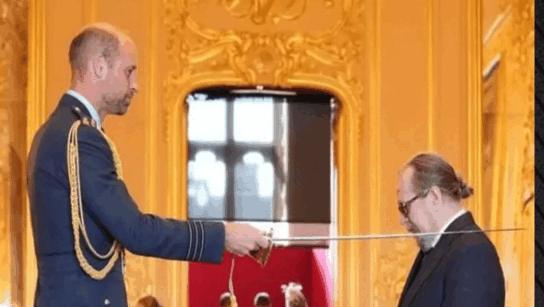 Ο Gary Oldman έγινε Ιππότης Η