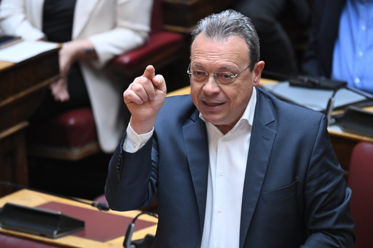 Πυρά Φάμελλου σε Μητσοτάκη: Είστε ο πρωθυπουργός της ακρίβειας  Ψέμα οι υποσχέσεις για τα έσοδα από τις συμφωνίες