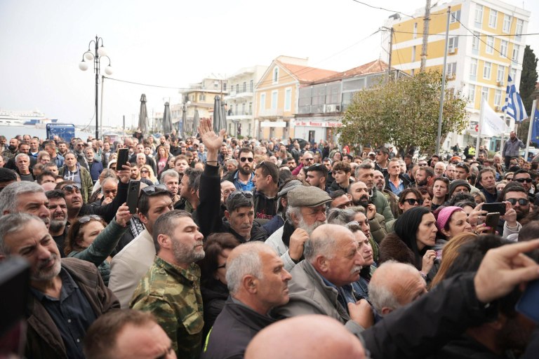 ΣΥΡΙΖΑ: Οι κτηνοτρόφοι στη Λέσβο πληρώνουν την κυβερνητική ανεπάρκεια