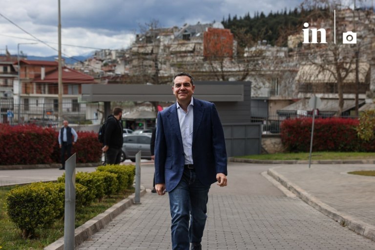 Ο Τσίπρας στη Λαμία απέναντι σε μια κυβέρνηση ανίκανη να αντιληφθεί τις ανάγκες της οικονομίας και της κοινωνίας