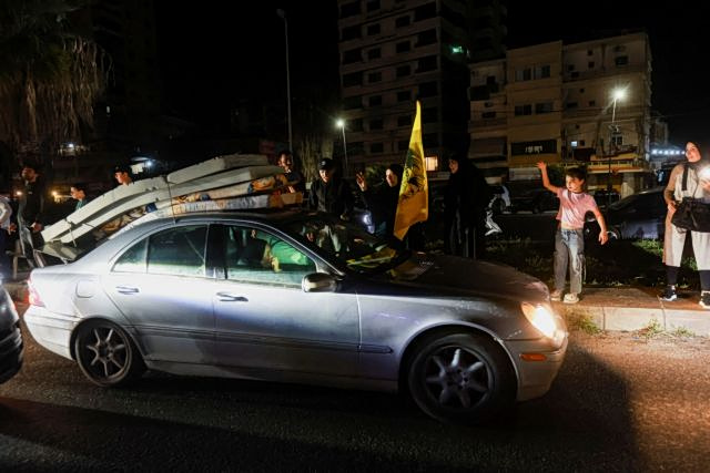 Ο Τραμπ ελπίζει ότι η Χεζμπολάχ θα τηρήσει την εκεχειρία που ήδη παραβιάζει το Ισραήλ