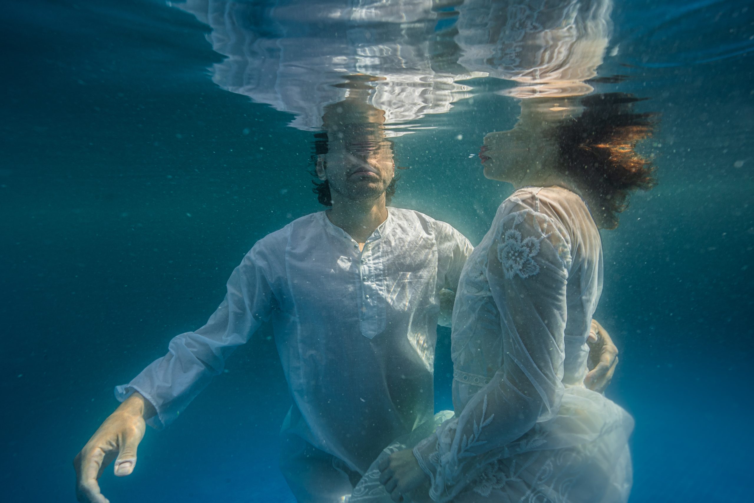 Danny and the Deep Blue Sea Η sold out