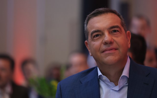 Προσδοκίες και όνειρα πίσω