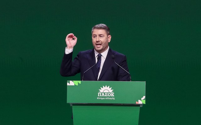 Ν. Ανδρουλάκης: Επαναφορά 13ου μισθού, προστασία Α κατοικίας και φορολόγηση τραπεζικών κερδών στο σχέδιο ΠΑΣΟΚ