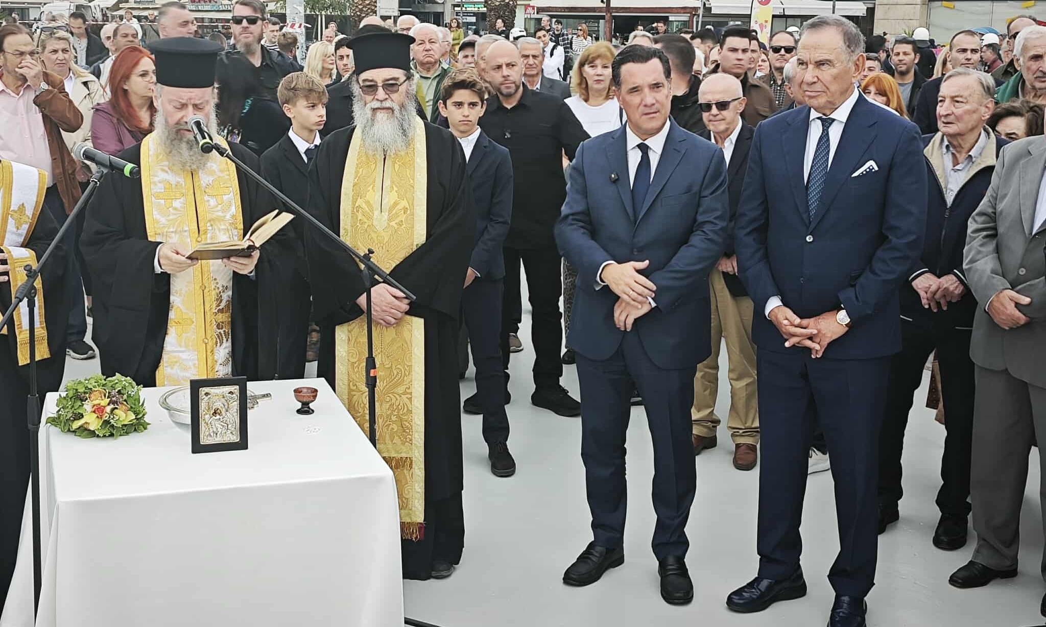 Εγκαινιάστηκε το άγαλμα