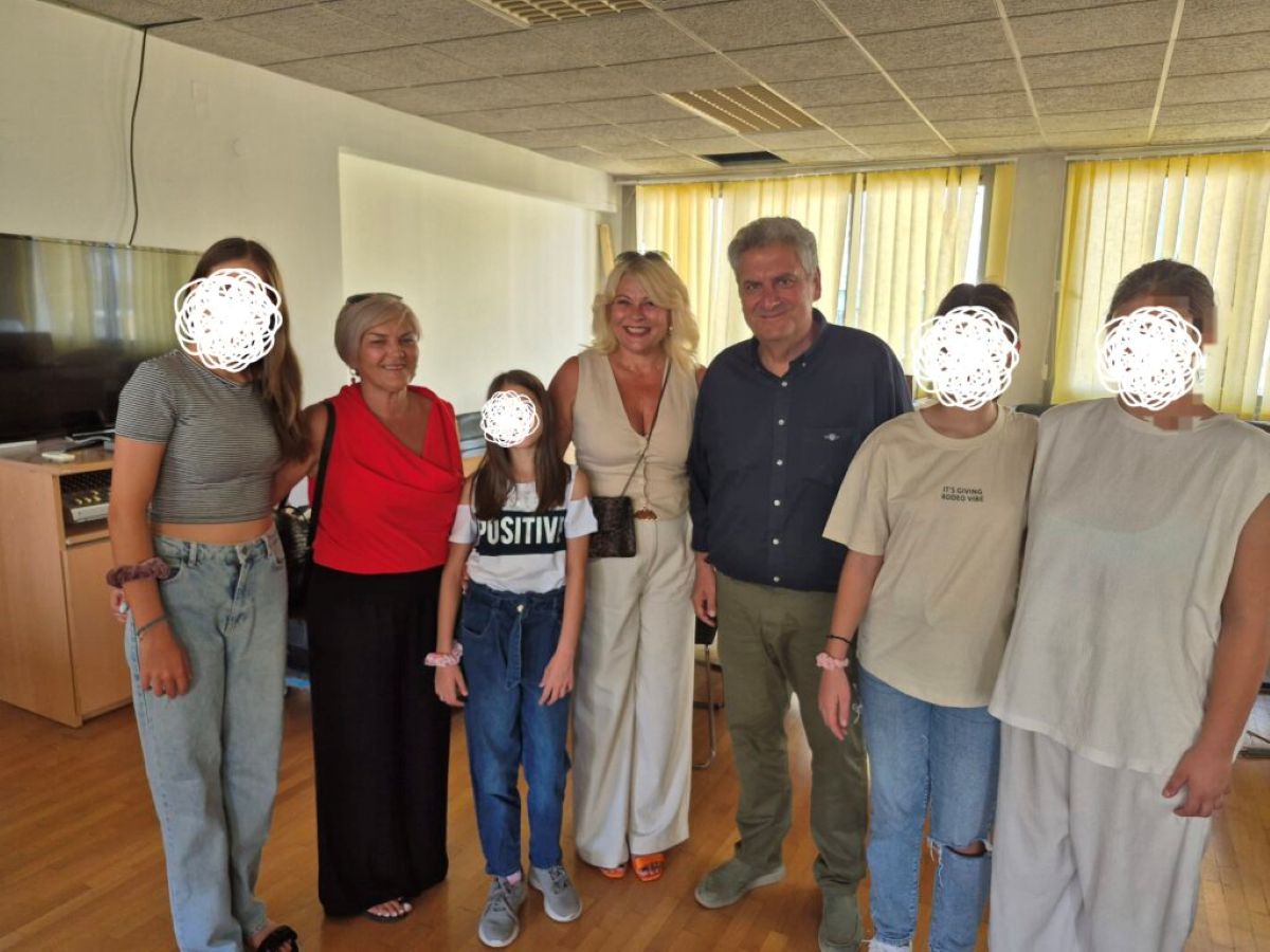 Δωρεά υπολογιστών από την