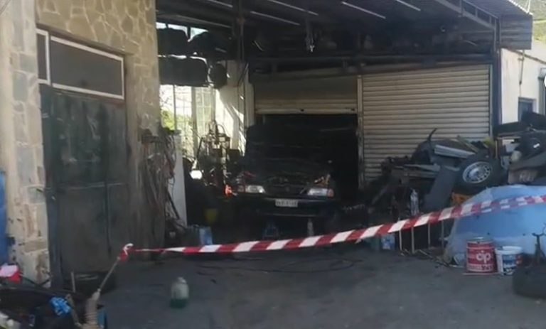 Λέρος: Ελεύθερος, υπό τον όρο της παρακολούθησης από ψυχολόγο, ο 18χρονος που σκότωσε τον πατέρα του