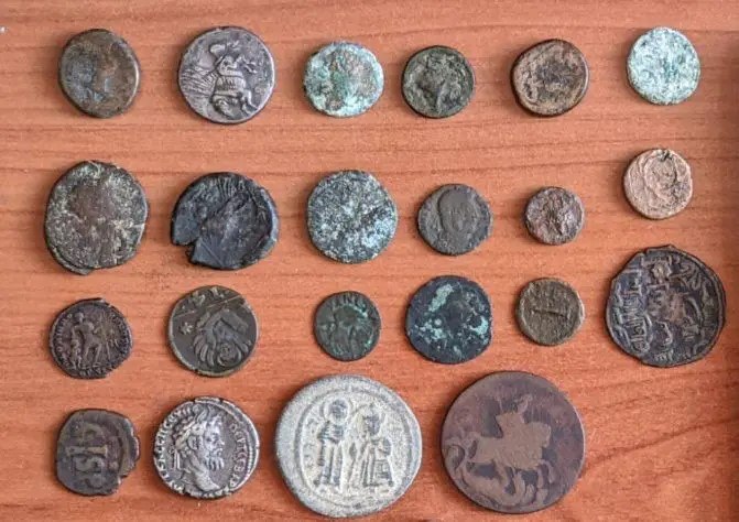 Κέρκυρα: Συνελήφθη 41χρονος για αρχαιοκαπηλία   Κατασχέθηκαν 22 αρχαία νομίσματα