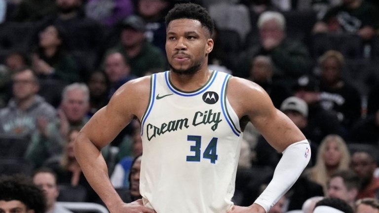 Μπακς  Σέλτικς 81-108: Νέα βαριά ήττα για το Μιλγουόκι στην επιστροφή του Αντετοκούνμπο