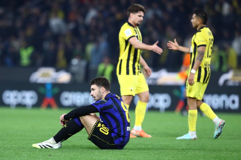 Χάνει το ματς με την ΑΕΚ ο