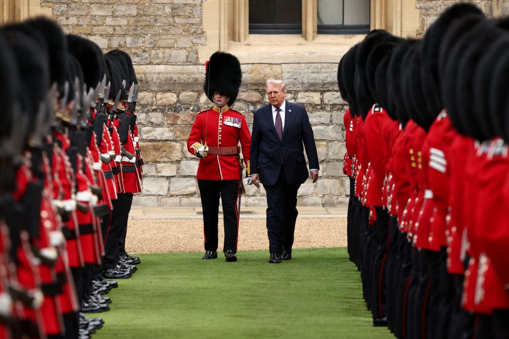 Βρετανία: Live η τελετή Beating