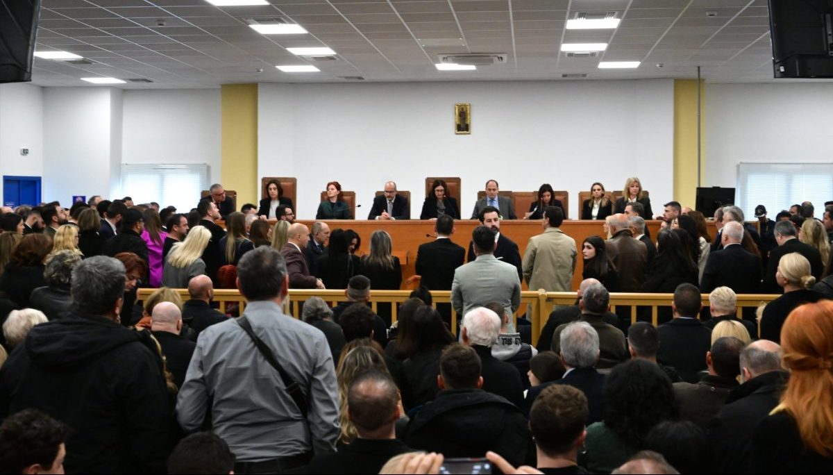 Τέμπη: Συνειδητός σχεδιασμός αποκλεισμού  Το κράτος επιχειρεί δίκη κεκλεισμένων θυρών  Η ανακοίνωση του Συλλόγου Συγγενών Θυμάτων