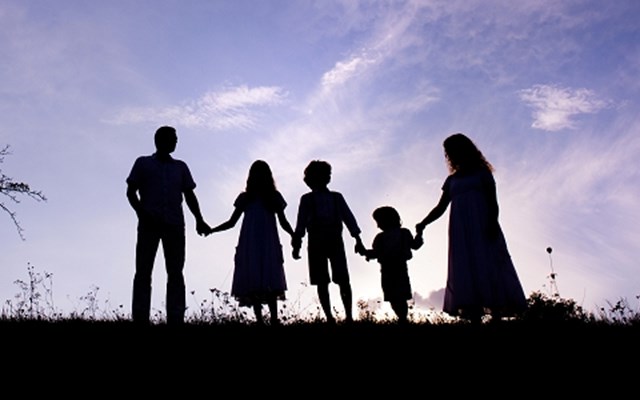 Έρχεται εξίσωση τριτέκνων -