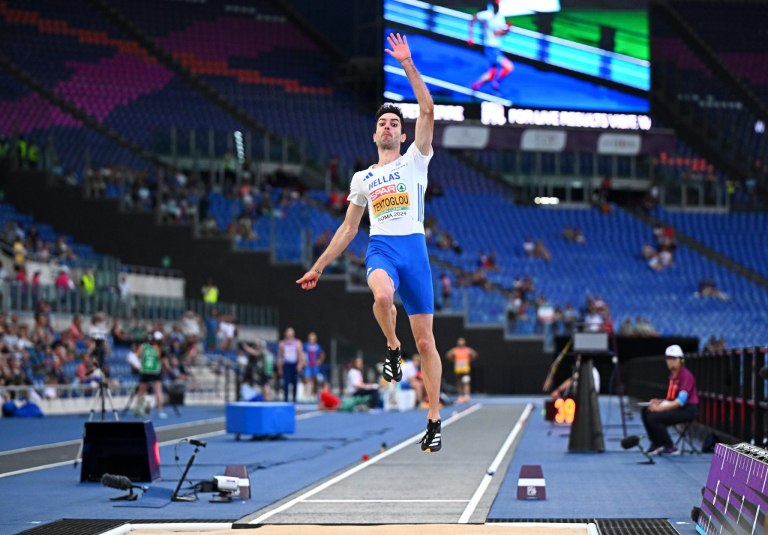 Φοβερός Τεντόγλου: Πέταξε