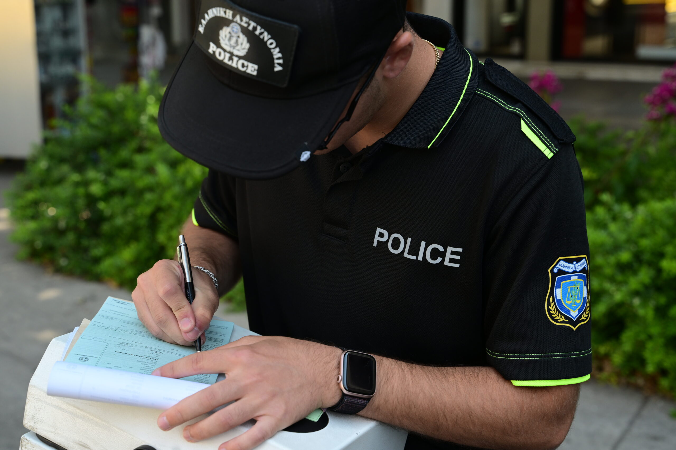 Πενήντα παραβάσεις σε μια εβδομάδα στη Θεσσαλία για μη χρήση κράνους