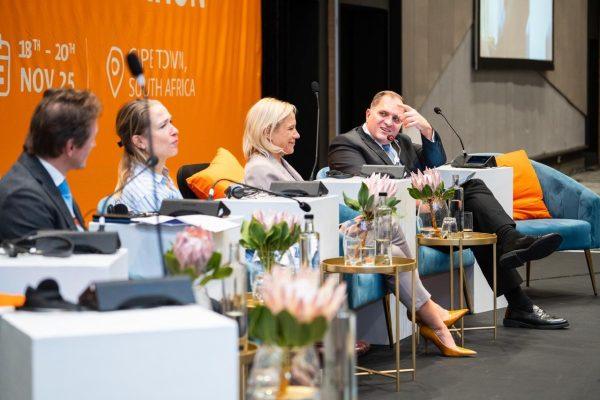 ΑΑΔΕ: Μόνιμο μέλος της