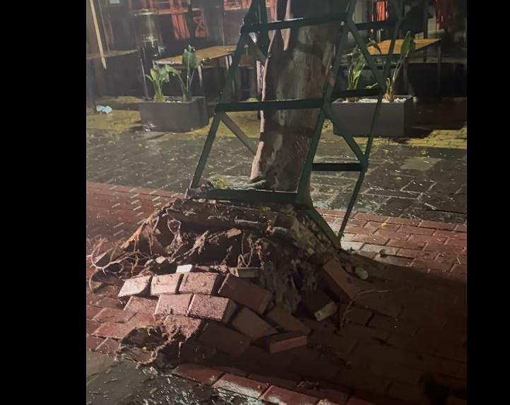 Η κακοκαιρία Erminio σφυροκοπά