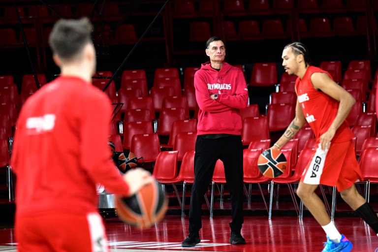 Μπαρτζώκας: Έχουμε τόσους