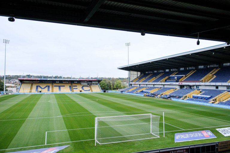 Field Mill: Το αρχαιότερο επαγγελματικό γήπεδο ποδοσφαίρου που ζει ακόμη το όνειρό του (pics)