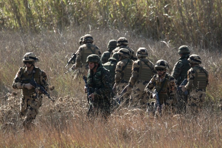 Ψευδή τα SMS για χορήγηση φύλλων πορείας  Τι λέει το ΓΕΣ