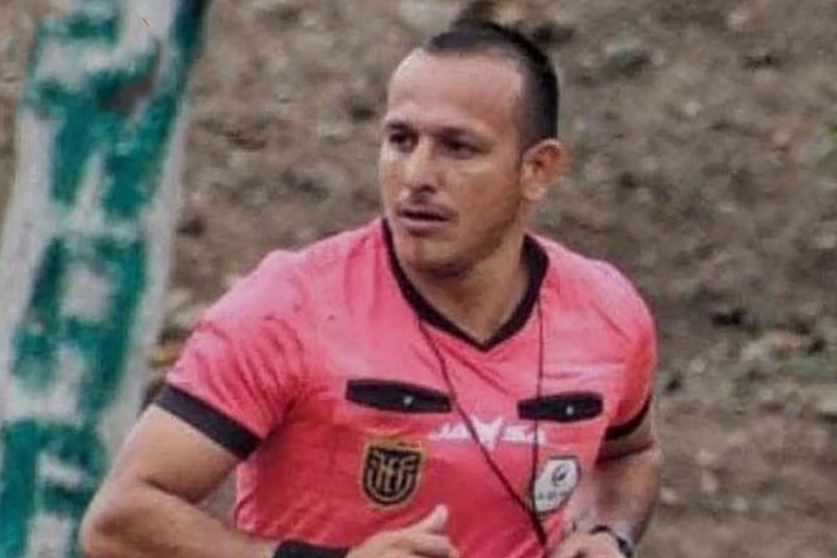 Εκουαδόρ: Διαιτητής