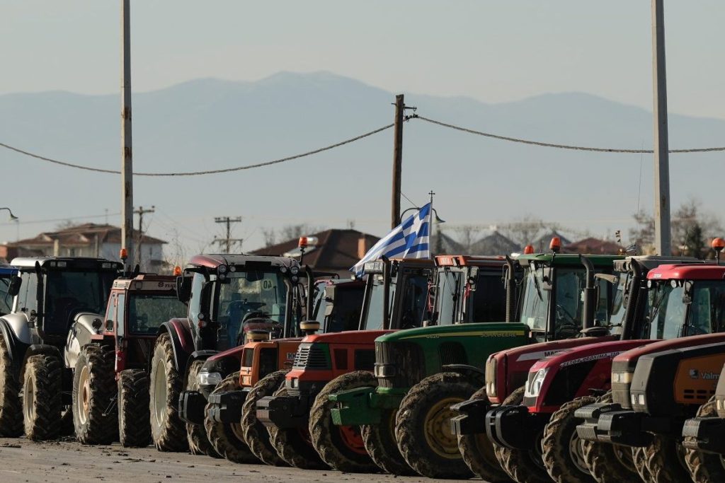Αγροτικά μπλόκα: Το κρας