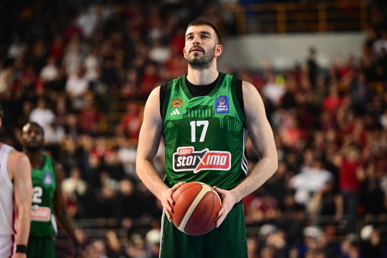 Ρογκαβόπουλος: Σκληράδα, συγκέντρωση και αυτοπεποίθηση τα κλειδιά για το ντέρμπι (vid)