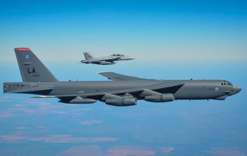 Επίδειξη ισχύως στην Κίνα: