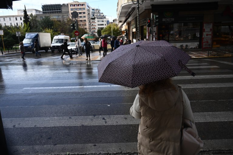 Κακοκαιρία Byron: Έως και 90