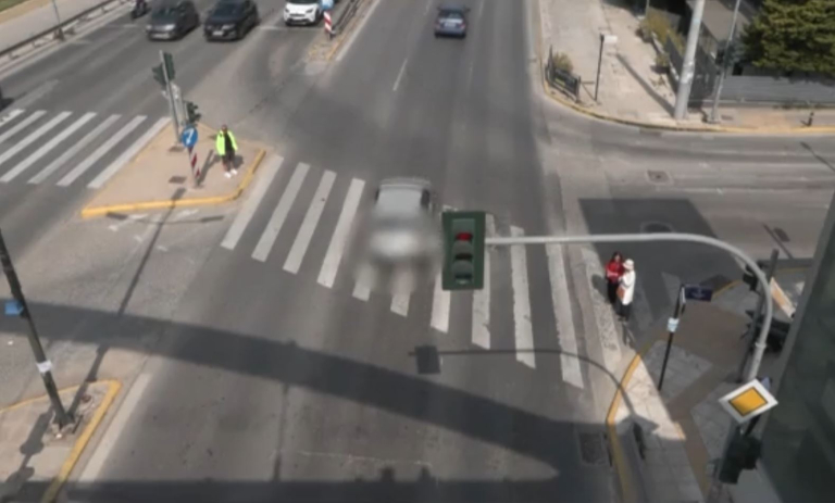 Μπαράζ παραβάσεων στους