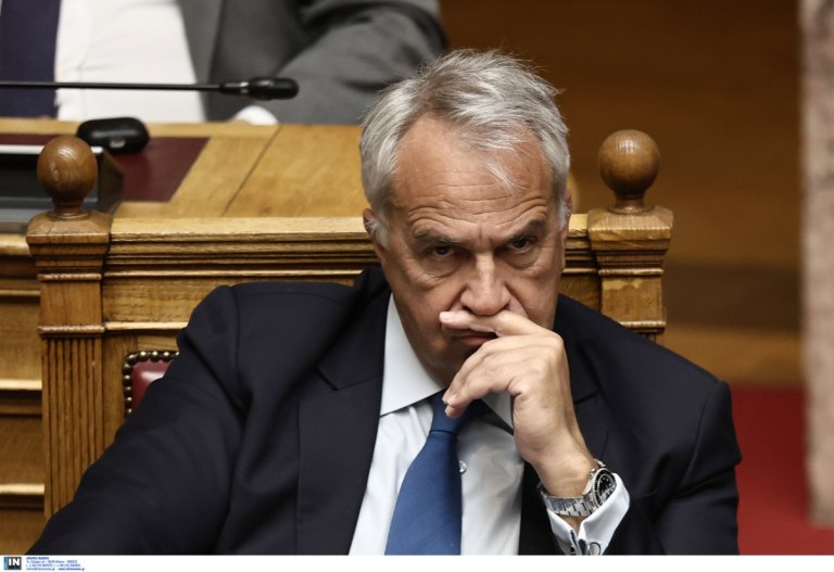 Αδειάζει ο Τσιάρας τον Βορίδη: To επίμαχο έγγραφο Βάρρα είχε σταλεί στο υπουργείο επί υπουργίας του