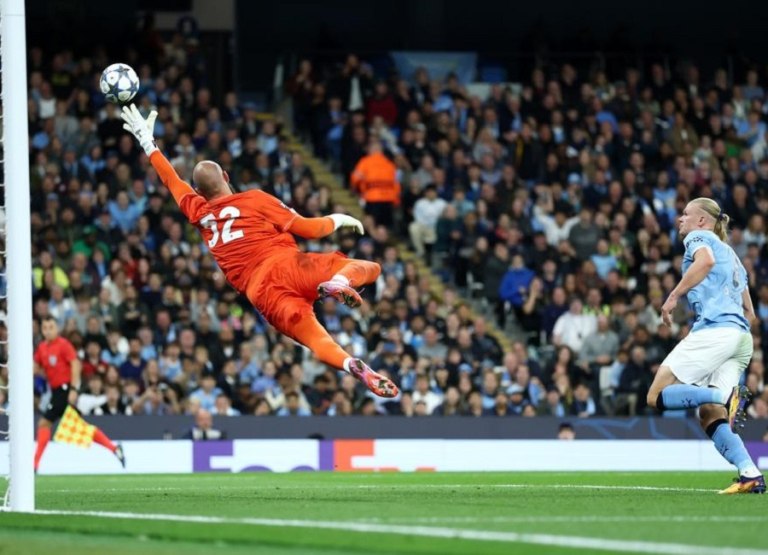 Μάντσεστερ Σίτι Νάπολι 2-0: