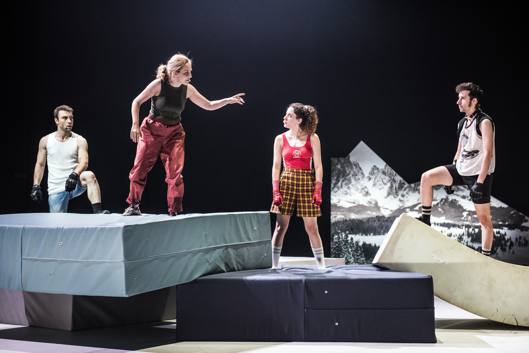 Τα σκυλιά: Μια σκοτεινή