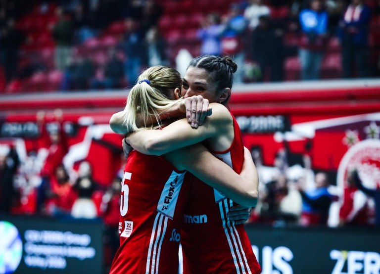 Ολυμπιακός Εξατσίμπασι 3-2: