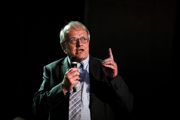 Τσελέντης για σεισμό στην Κρήτη: Ας αποφύγουμε για λίγο τα μπάνια