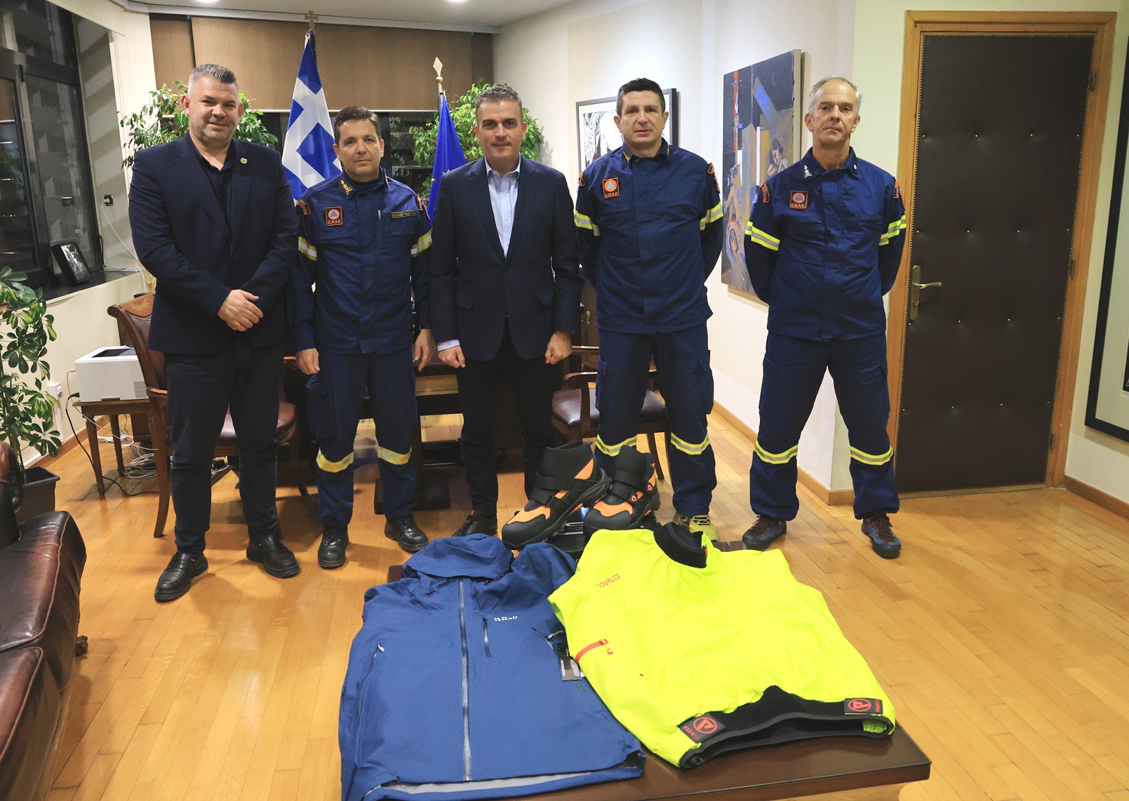 Η ΔΕΥΑΛ ενισχύει την 8η ΕΜΑΚ