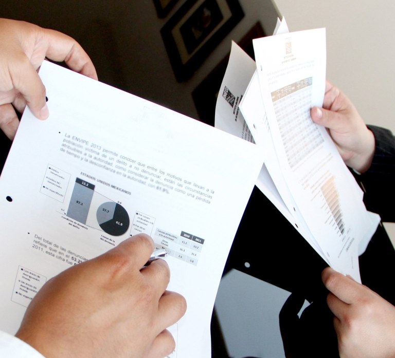 Το βουνό των απευθείας αναθέσεων