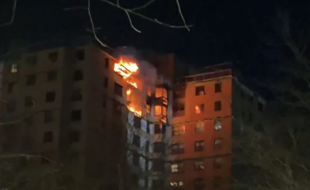 Νέα Υόρκη: Στις φλόγες