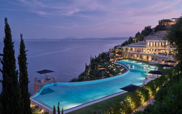 Greece Sotheby's International Realty: Σε