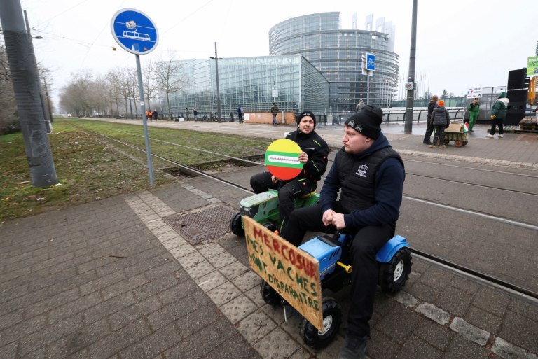 Reuters: Προσωρινή εφαρμογή